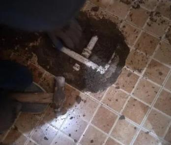 临淄卫生间漏水维修公司为您分享下卫生间渗水如何处理及注意事项